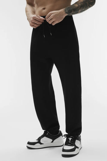 Athletic Wear: Chill Sweat Pants Black