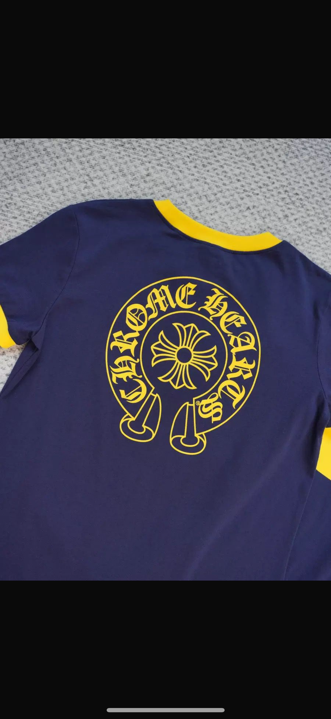 CH: NAVY BLUE/YELLOW T-SHIRT