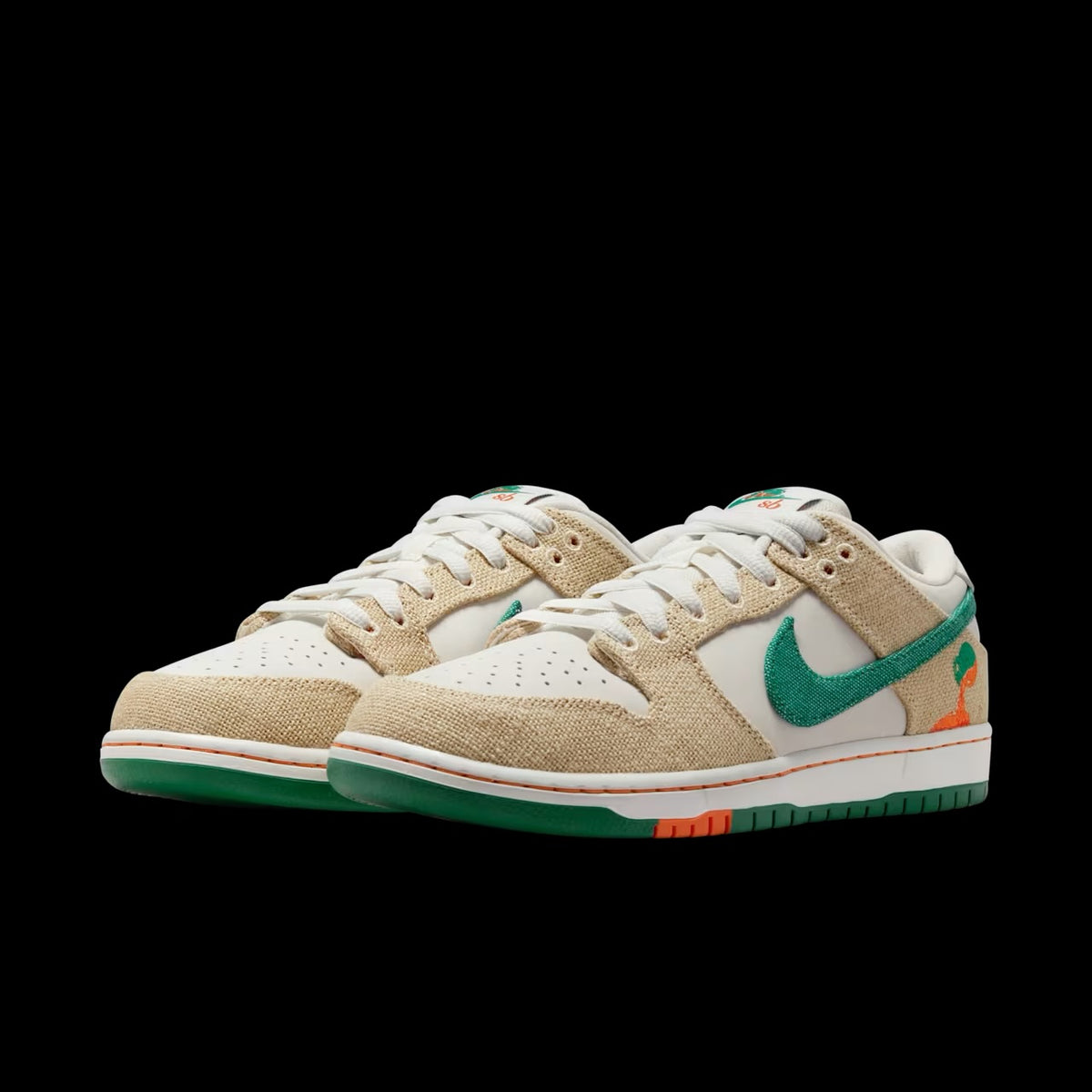 NK SB Dunk Low x Jarritos®
Phantom and Malachite