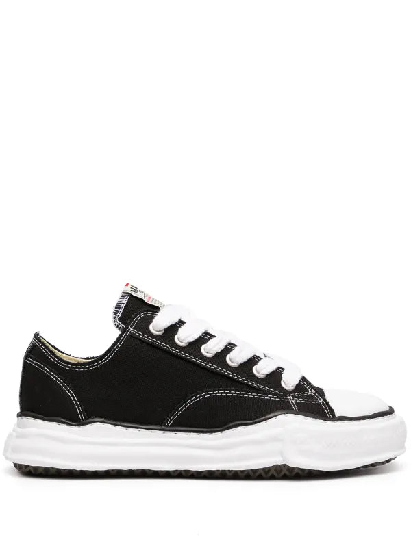 Maison Mihara: Black
